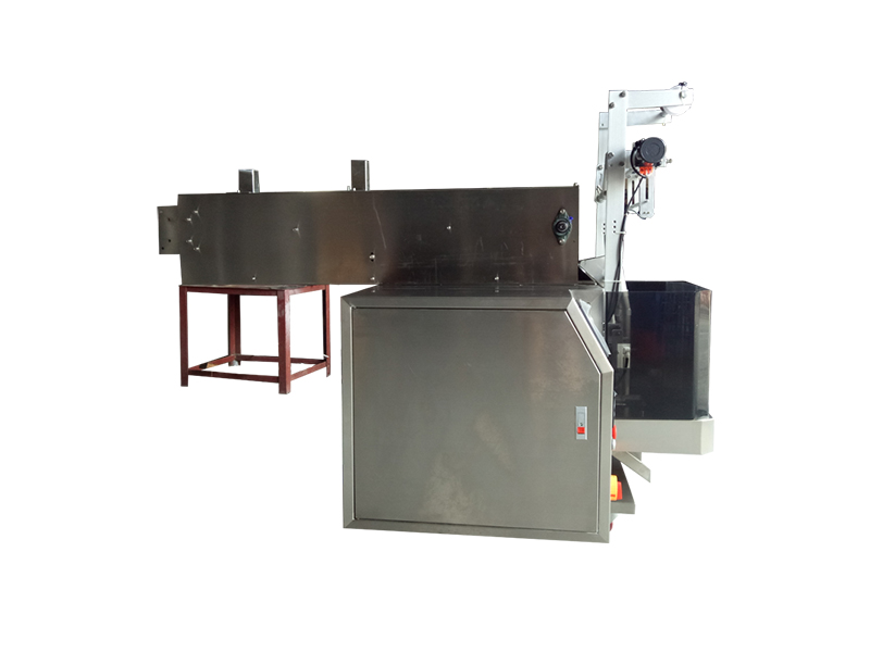 Vertical packing machine